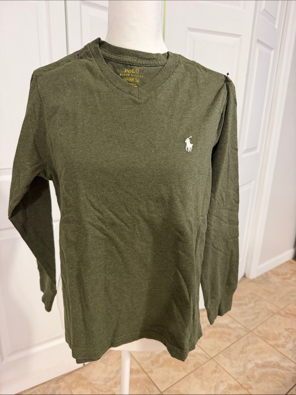 Polo by Ralph Lauren kids 2-puece Long-Sleeve Crewneck and V-Neck tee shirt - Picture 7 of 8